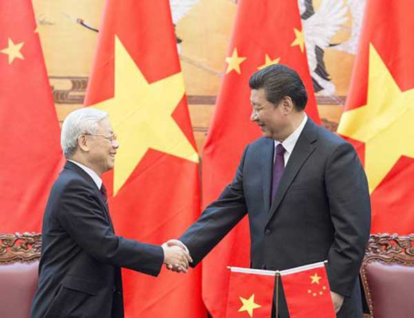 President Xi Jinping meets with Vietnam's Communist Party chief Nguyen Phu Trong in Beijing, April 7, 2015. (Photo/Xinhua)