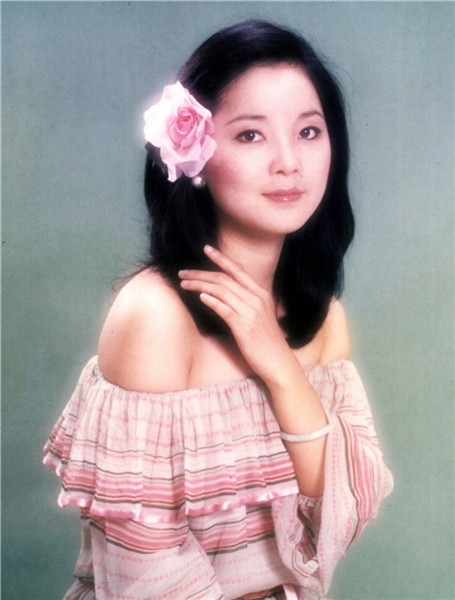 Teresa Teng in 1977. (Photo/Xinhua)