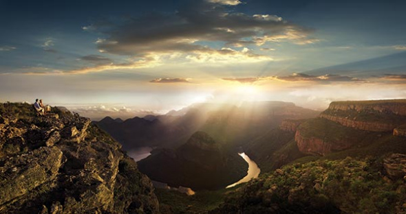 Beautiful sunrise at Blyde River Canyon, a landmark natural feature of South Africa. (Photo provided to China Daily)