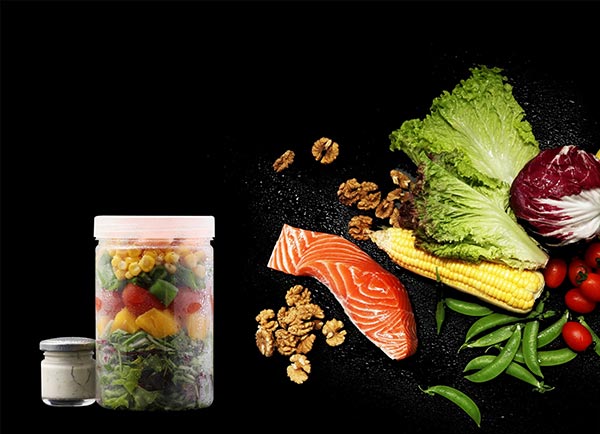 California walnut and salmon salad. (Photo provided to China Daily)