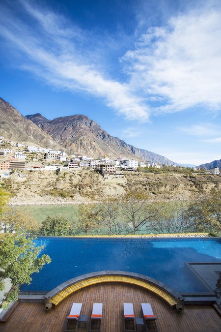 Lux Tea Horse Road Benzilan. (Photo provided to chinadaily.com.cn)