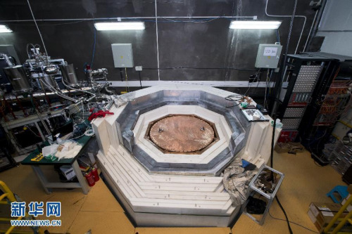 Photo taken on December 24, 2014 shows devices in Jinping Underground Laboratory in southwest China's Sichuan Province. The lab is located at 2,400 meters under the surface of Jinping Hydropower Station and opened in December 2010. (Photo/Xinhua)