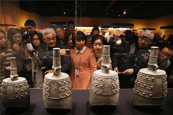 A set of ancient chime bells is displayed at the Capital Museum in Beijing on Wednesday. (Photo: China Daily/Jiang Dong)