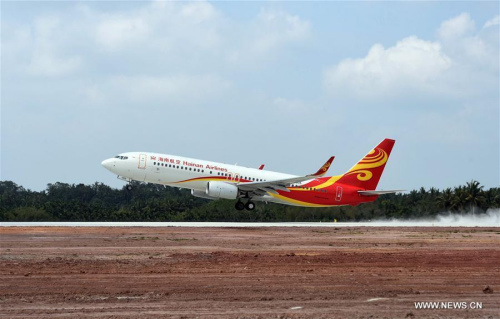 A Boeing 737-800 airplane takes off at the Boao airport in Qionghai, south China's Hainan Province, March 3, 2016. Boao airport, a supporting project for Boao Forum for Asia (BFA), is expected to begin trial operations on March 8 to serve this year's conference. (Photo: Xinhua/Yang Guanyu)
