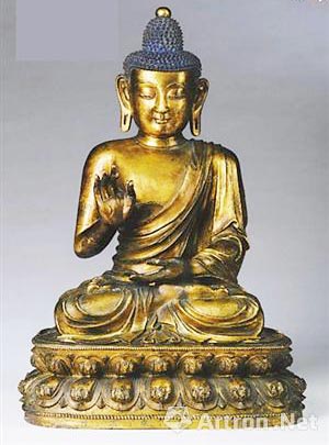 One of the three Buddha statues from the auction in Bordeaux of France. (Photo/Artron.net)