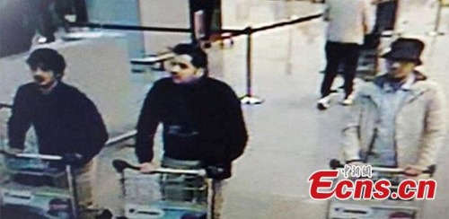 This image from the Brussels Airport surveillance cameras made available by Belgian Police, shows what officials believe may be suspects in the Brussels airport attack on March 22, 2016. (Photo/Agencies)