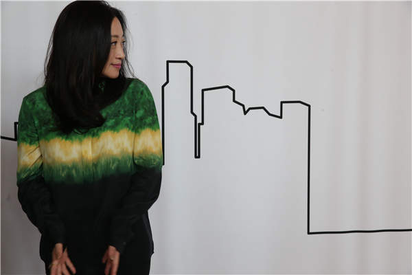 Ai Jing will hold a solo show in November in New York City, where she had lived for years and started her pursuit of visual art. Works on display will include the installations The Tree of Life and Wave. (Photo: China Daily/Jiang Dong)