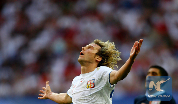 Czech Republic's Pavel Nedved celebrates his team's goal during the first round match of the World Cup 2006 Group E against the USA in Gelsenkirchen, Germany, June 12, 2006. (Xinhua Photo/Liao Yujie)