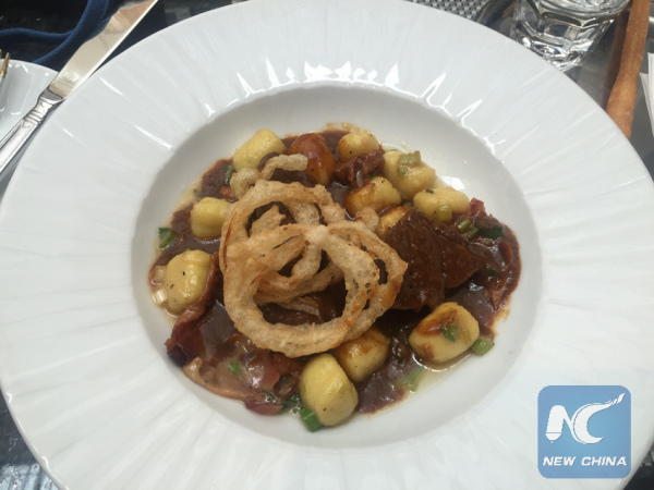 The photo shows the dish of gulas taken in a restaurant in Prague, the capital of the Czech Republic, on March 27, 2016. (Xinhua/Meng Na)