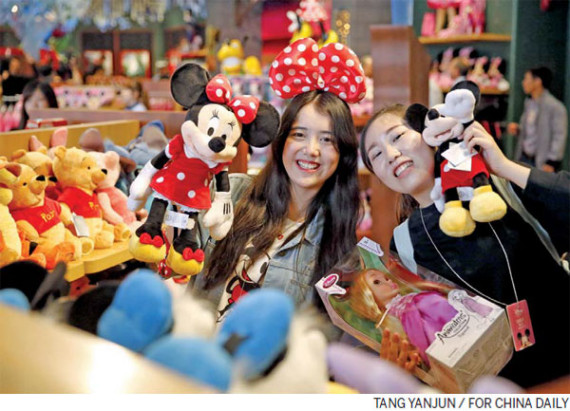 A flagship Disney store in Shanghai. (Photo/China Daily)