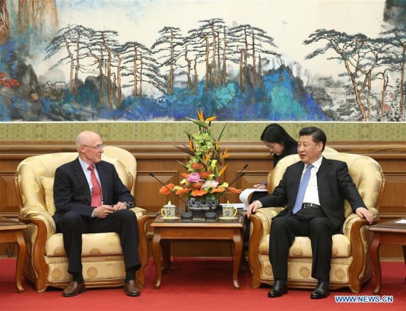 Chinese President Xi Jinping (R) meets with former U.S. Secretary of the Treasury Henry Paulson in Beijing, capital of China, April 19, 2016. (Photo: Xinhua/Pang Xinglei)