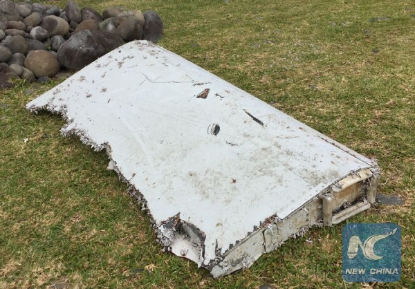 A helicopter searches over the sea on Reunion Island, on Jul.30, 2015. (Xinhua/Romain Latournerie) A helicopter searches over the sea on Reunion Island, on Jul.30, 2015. (Xinhua/Romain Latournerie)