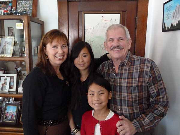 Daniel Dudek's bond with China has become stronger after he and his wife adopted two Chinese girls. (Photo provided to China Daily) Daniel Dudek's bond with China has become stronger after he and his wife adopted two Chinese girls. (Photo provided to China Daily)