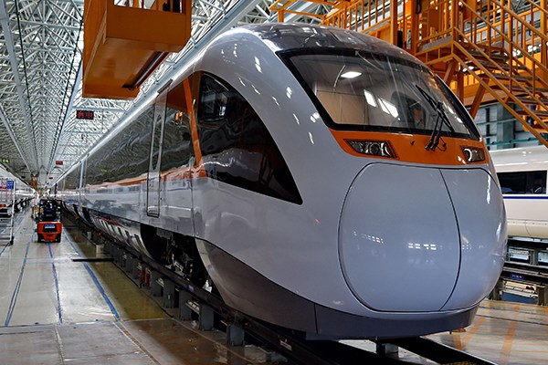 A hybrid train made by CRRC Changchun Railway Vehicles Co. (Photo/Xinhua)