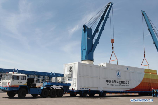 A container carrying China's new-generation Long March-7 rocket is seen at the port in north China's Tianjin, May 7, 2016. The Long March-7 rocket departed for its launch base in Hainan on Sunday from Tianjin. It has taken researchers eight years to develop the medium-sized rocket, which can carry up to 13.5 tonnes to low Earth orbit, said Li Hong, director of the Carrier Rocket Technology Research Institute with the China Aerospace Science and Technology Corporation. (Photo: Xinhua/Chen Xi)