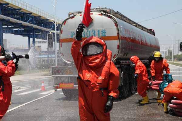 More than 500 people participated in the China-EU joint emergency management drills that concluded on Friday in Shanghai. (Photo provided to chinadaily.com.cn)
