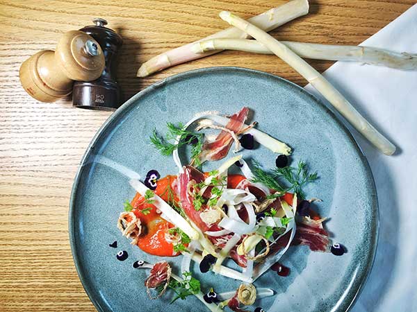 Raw white asparagus salad. (Photo provided to China Daily)