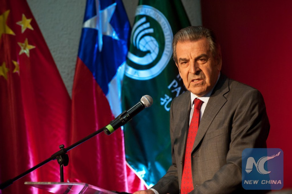 Former Chilean President Eduardo Frei Ruiz-Tagle speaks during the opening ceremony of the Regional Center of Confucius Institutes for Latin America, at the Confucius Institute of the Santo Tomas University, in Santiago, capital of Chile, May 12, 2014. (Photo: Xinhua/Jorge Villegas)