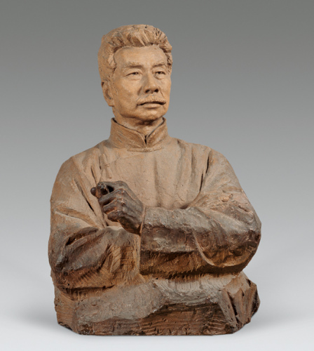 A sculpture of Lu Xun by Zhang Songhe is among the exhibits at the National Art Museum of China. (Photo/namoc.org) A sculpture of Lu Xun by Zhang Songhe is among the exhibits at the National Art Museum of China. (Photo/namoc.org)