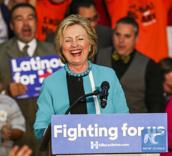Democratic presidential candidate Hillary Clinton smiles as she campaigns at East Los Angeles College in Los Angeles, the United States, May 5, 2016. (Photo: Xinhua/Zhao Hanrong)