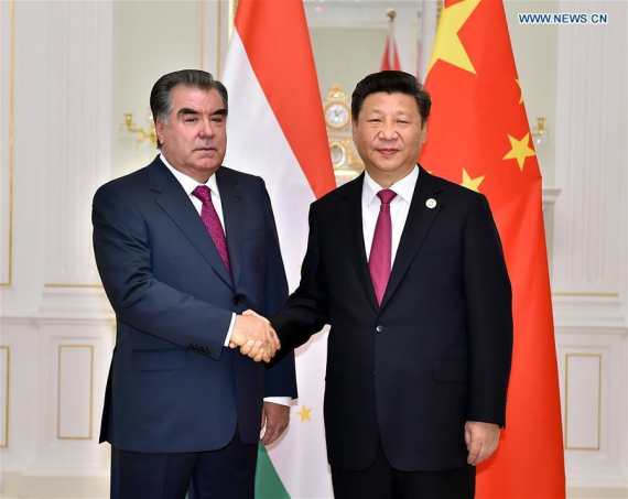  Chinese President Xi Jinping (R) meets with Tajik President Emomali Rahmon in Tashkent, Uzbekistan, June 23, 2016. (Photo Xinhua/Li Tao)