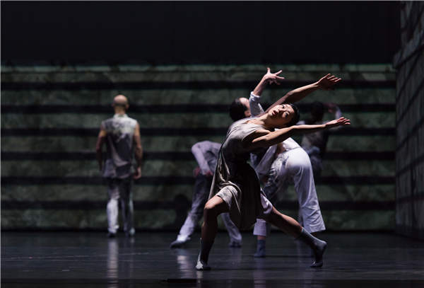 Sangjijia's Fragile Beauty will be staged during the Beijing Dance Festival. (Photo provided to China Daily)