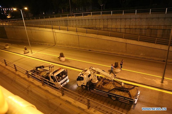 Police vehicles block a road in Ankara, Turkey, July 15, 2016. A military statement on Turkish media said on July 15 that the armed forces have fully seized power in the country. But Turkish President Recep Tayyip Erdogan said early Saturday the coup attempt has failed. (Xinhua/Zou Le)