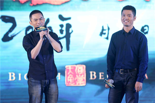Directors Liang Xuan (left) and Zhang Chun.