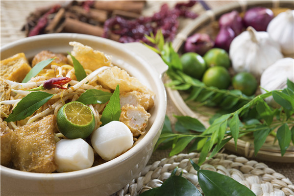 From July 20-31, Chef Siva will bring those special Malaysian Penang flavours to food lovers at the Hotel Jen Upper East Beijing. (Photo provided to chinadaily.com.cn)