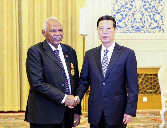 Chinese Vice Premier Zhang Gaoli (R) meets with Sudanese Presidential Assistant Awad Ahmed al-Jaz, in Beijing, capital of China, July 28, 2016. (Photo: Xinhua/Ding Lin)