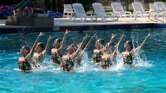 Members of Chinese Synchronised Swimming team practise during a training session at Esporte Clube Pinheiros in Sao Paulo, Brazil, July 30, 2016. Chinese athletes has arrived at Sao Paulo's Esporte Clube Pinheiros, the pre-games training center of the Chinese Olympic delegation for the upcoming Rio Olympic Games. (Xinhua/Xu Zijian)