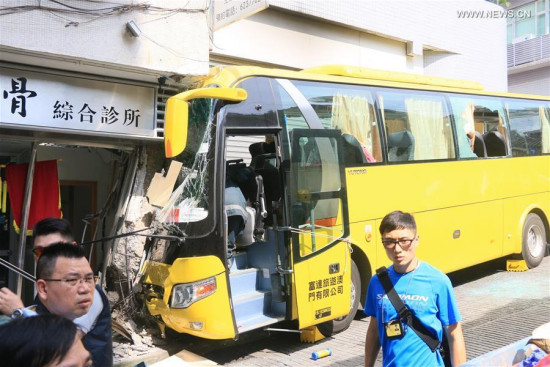 Photo taken on Aug. 8, 2016 shows the bus crash site in Macao, south China. (Photo/Xinhua)