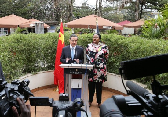 Chinese Foreign Minister Wang Yi (L) speaks during a joint press conference with his Kenyan counterpart Amina Mohamed after their talks in Nairobi, Kenya, Aug. 10, 2016. (Xinhua/Pan Siwei)