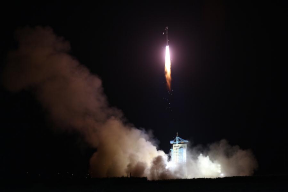 China launches the world's first quantum satellite on top of a Long March-2D rocket from the Jiuquan Satellite Launch Center in Jiuquan, northwest China's Gansu Province, Aug. 16, 2016.   (Photo: Xinhua/Jin Liwang)