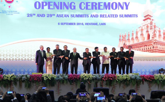 ASEAN countries' leaders shake hands at the opening ceremony of ASEAN summits in Vientiane, capital of Laos, on Sept. 6, 2016. (Photo: Xinhua/Wang Shen)