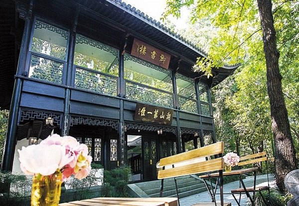 Lu Ming Tang is housed in a two-century-old pavilion.(Photo/Shanghai Daily)