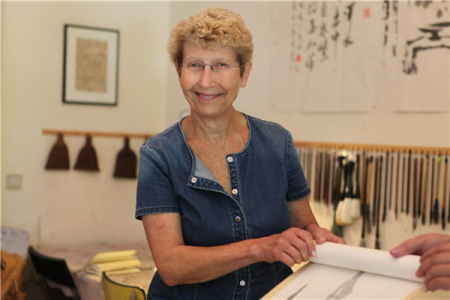 71-aged Therese Zaremba-Martin from Belgium