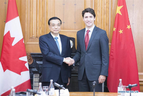 Chinese Premier Li Keqiang (L) holds talks with his Canadian counterpart Justin Trudeau in Ottawa, Canada, Sept. 22, 2016. (Photo:Xinhua/Huang Jingwen) 