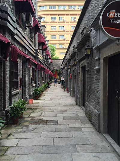 The Sixinfang community in Hangzhou hosts centuries-old black-brick structures. A restoration project last year has helped the neighborhood retain its historical and cultural glamor. (Photo by Yang Feiyue/China Daily)