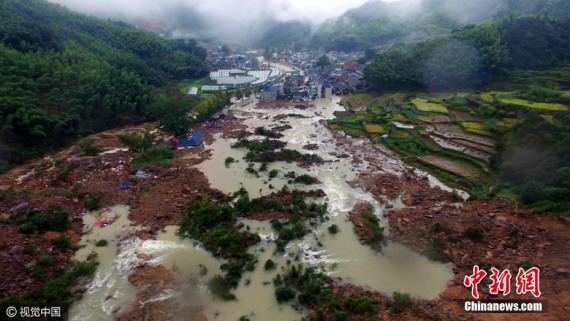 Aerial view shows a landslide triggered by typhoon rain in Suichang County, Zhejiang Province, Sept. 28, 2016. (Photo/CFP) 