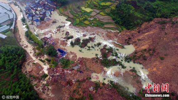 Aerial view shows a landslide triggered by typhoon rain in Suichang County, Zhejiang Province, Sept. 28, 2016. (Photo/CFP)