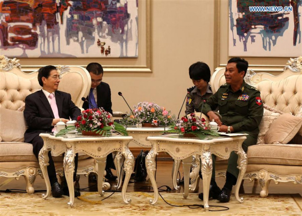 Visiting Chinese State Councilor and Minister of Public Security Guo Shengkun (L) meets with Myanmar Minister of Home Affairs Kyaw Swe in Nay Pyi Taw, Myanmar, Sept. 27, 2016. (Photo: Xinhua/U Aung)