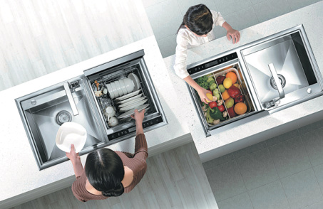 The Fotile Sink Dishwasher is one of the winners of the Design Intelligence Award, an addition to Beijing Design Week this year.(Photo by China Daily)