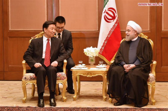 Iranian President Hassan Rouhani(R) meets with Chinese Vice President Li Yuanchao before the Asia Cooperation Dialogue (ACD) Summit in Bangkok, Thailand on Oct. 9, 2016. (Photo: Xinhua/Li Mangmang)