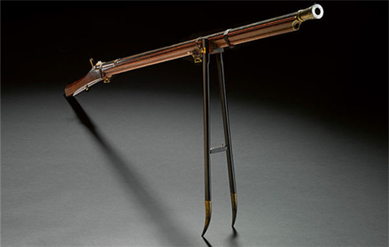 The imperial matchlock musket owned by Emperor Qianlong. (Photo/sothebys.com)