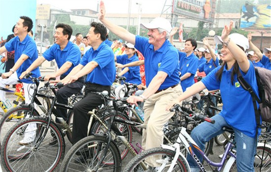 A Beijing event to promote green transport in 2008. (Photo provided to China Daily)