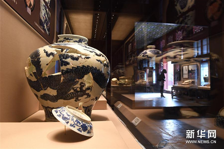 A total of 188 porcelain pieces are on display, and they are all from its zenith during the Yuan and Ming dynasties, when imperial pottery was produced in the kilns at Jingdezhen.