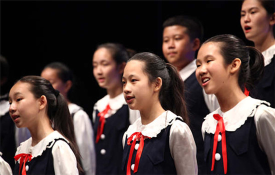 Singers from the Children and Young Women's Chorus of the China National Symphony Orchestra perform during their trip to Israel and Palestine in September. (Photos provided to China Daily)