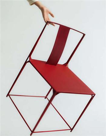 A carbon fiber chair designed by Chinese firm Shang Xia. (Photo provided to China Daily)