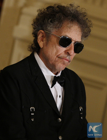 Musician Bob Dylan attends the presentation ceremony of the Medal of Freedom at the White House in Washington D.C. on May 29, 2012  (Photo: Xinhua/Fang Zhe)